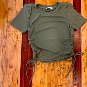 ✔️NWT✔️ Zara Crop Top